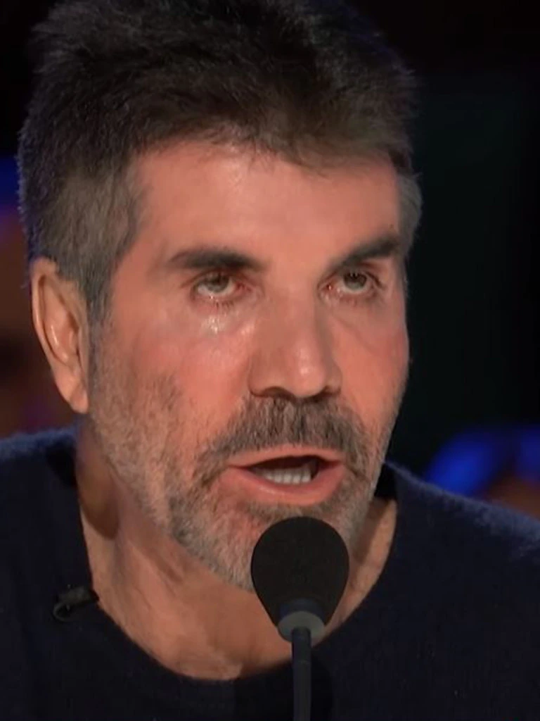 Just In Simon Cowell Breaks Down In Tears During Heartbreaking Tribute