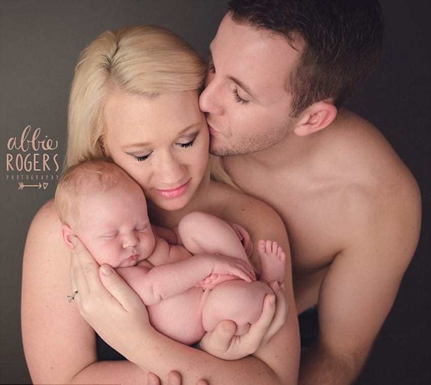 329b1fec00000578-3512024-image-m-15_1459136942282-850x759