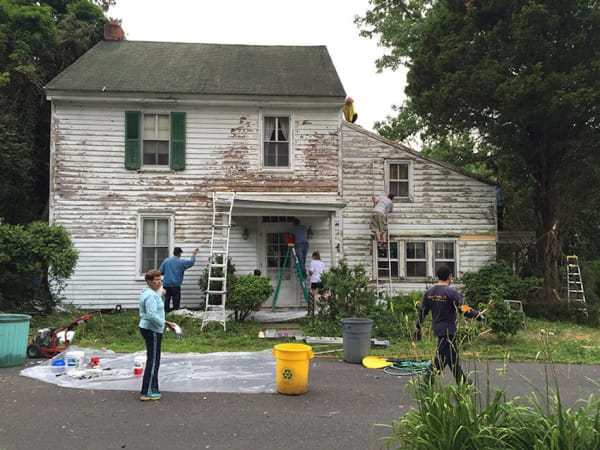 neighbor-paint-02-800-600x450