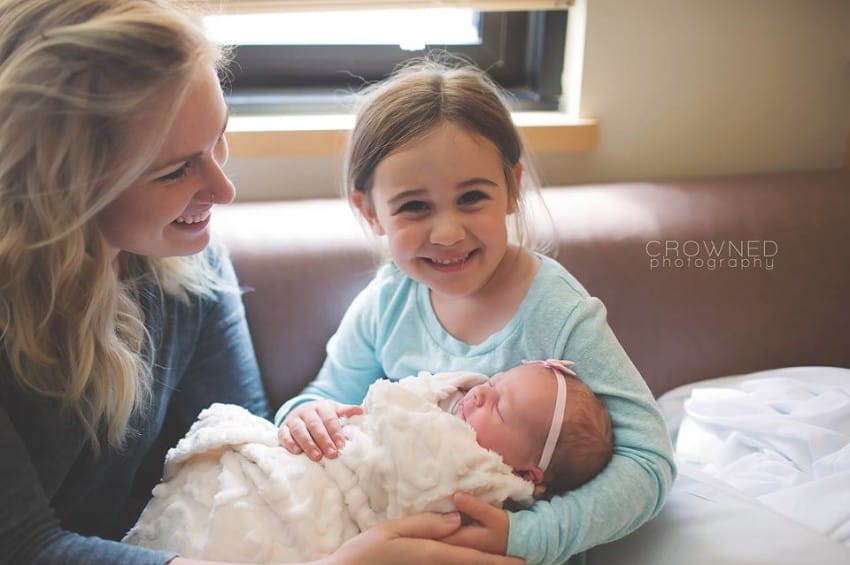 Instagram/ crownedphotography