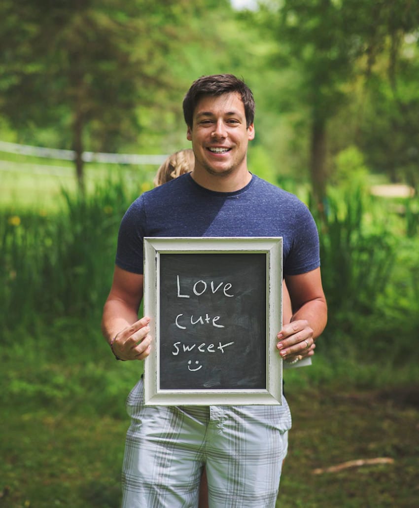 pregnancy-announcement-surprise-photoshoot-brianne-dow-19-850x1030