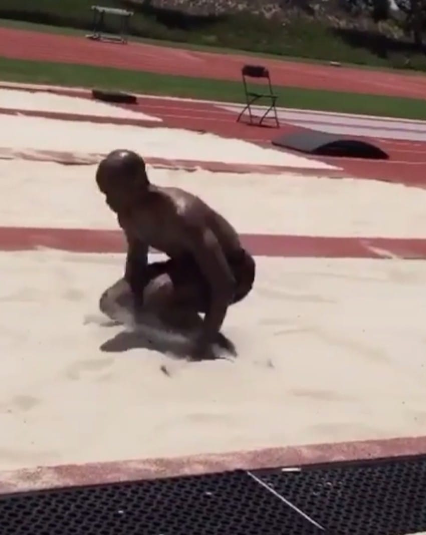 Image via Jeffery Henderson / Instagram