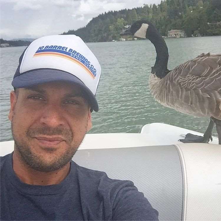 Image via Instagram / Kyle the Goose 