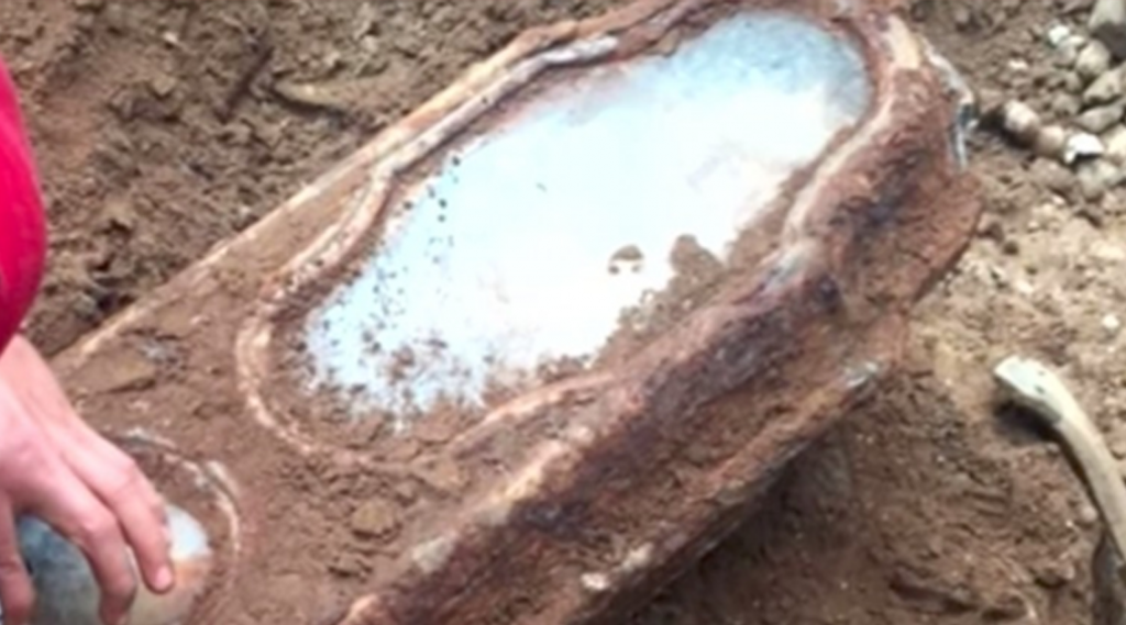 Youtube/Inside Edition