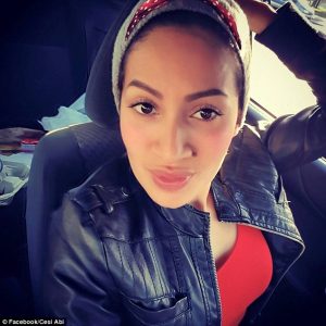 329f257400000578-3512915-image-a-83_1459197857855