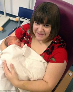 332a3c6700000578-3539392-image-m-32_1460623892112