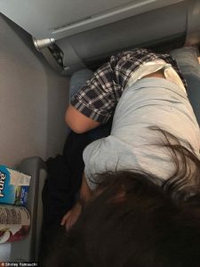 420e234f00000578-4668282-image-a-36_1499270805673