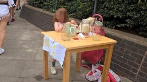 170721-lemonade-stand-mn-1050_be4f927dc38e9c1947c4eaef5ae67139-nbcnews-ux-2880-1000