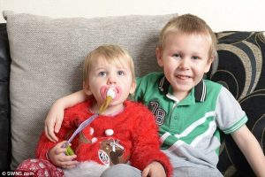 2f962a0a00000578-0-image-a-30_1450914826279