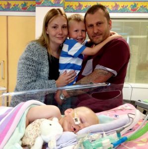 pay-bellas-parents-francesca-and-lee-moore-williams-with-son-bobby