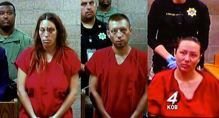 왼쪽부터 미셸 마르텐스, 파비안 곤잘레스, 제시카 켈리 / KOB4