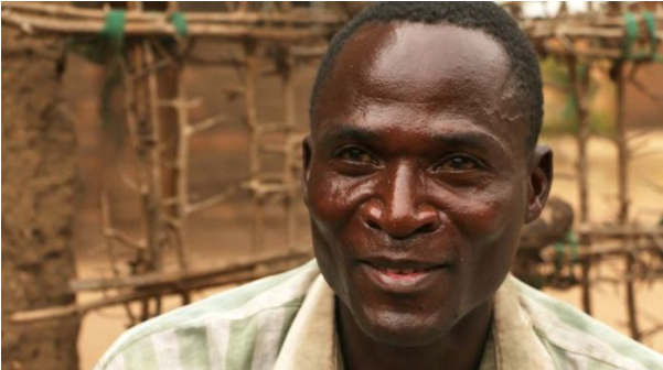 마을 여성들과 성관계를 갖고 있는 에이즈 감염자 ‘에릭 아니바’/BBC