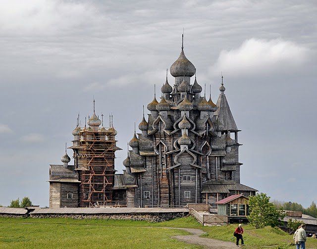 207063_203763586324372_5217853_n