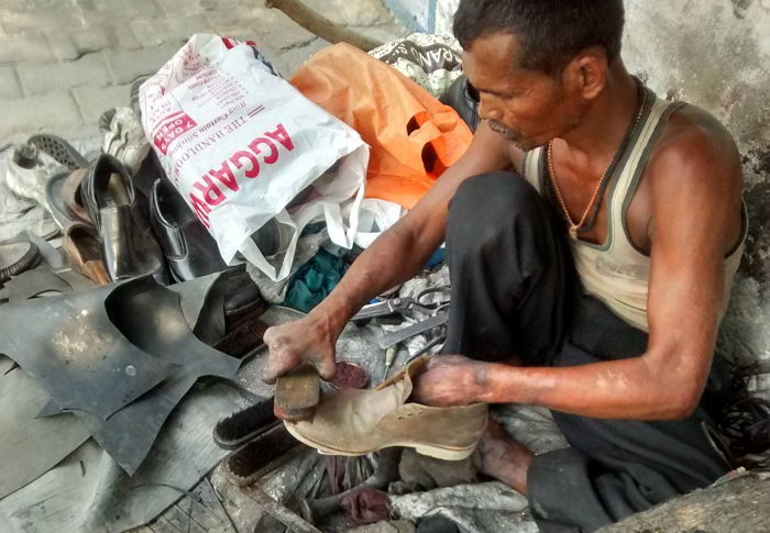 Facebook 'Utkarsh Agnihotri'