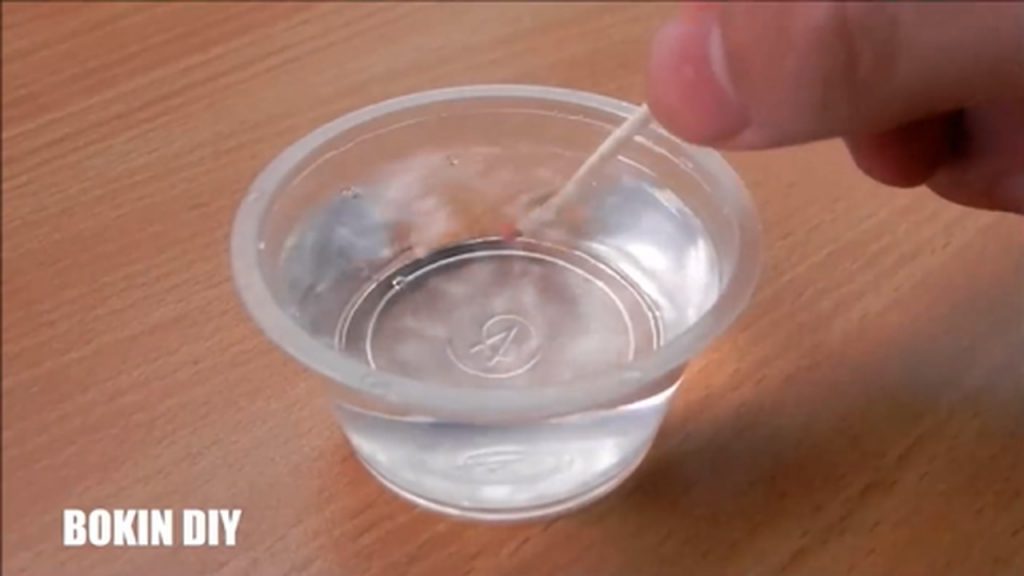 6-toothpaste-life-hacks-you-should-know-mp4_20170928_113806-228