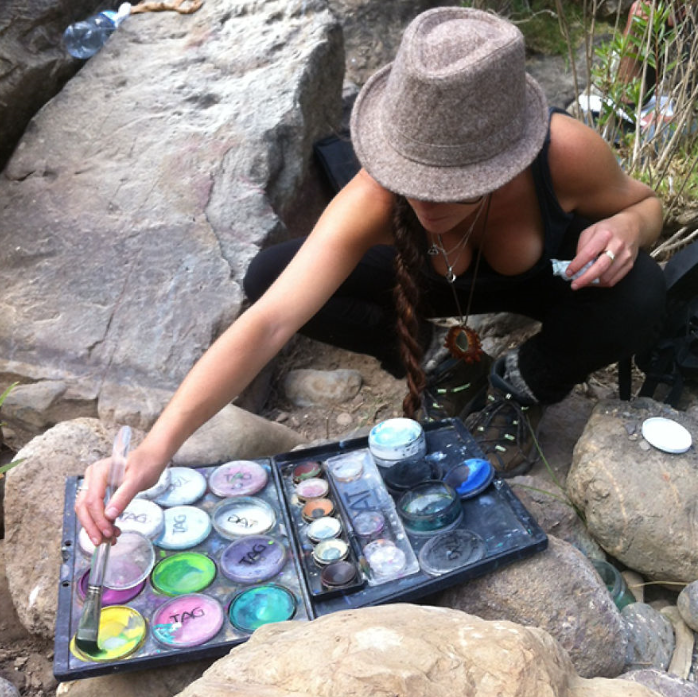 작업하는 모습 orlyfaya