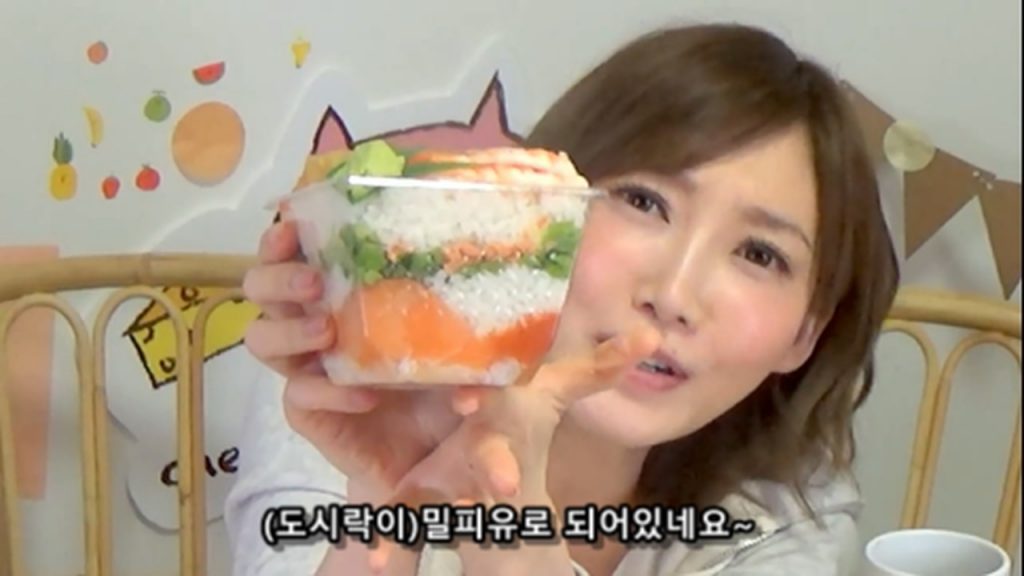 %e3%80%90mukbang%e3%80%91-the-top-10-ekiben-lunch-boxes-from-tokyo-station-142-dollars-in-total-cc-available-mp4_20170928_102019-225