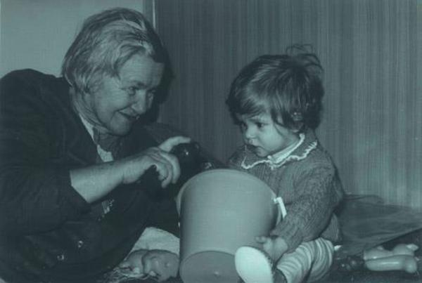 Facebook 'Irena Sendler Una Heroina'