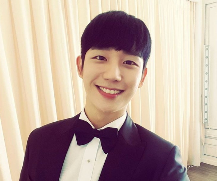 Instagram 'holyhaein'