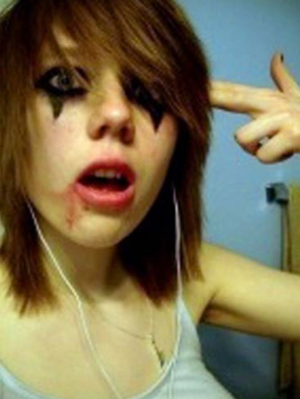 twitter.com/CrimeDungeon