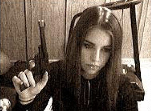 witter.com/crimemysterypod