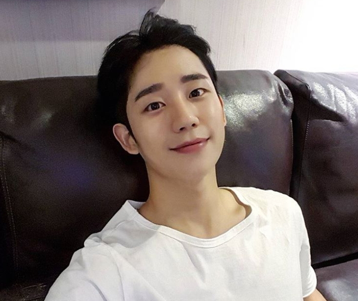 Instagram 'holyhaein'