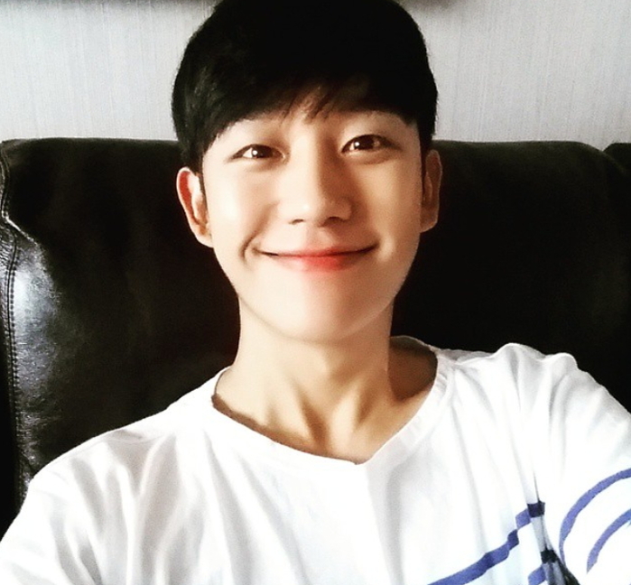 Instagram 'holyhaein'