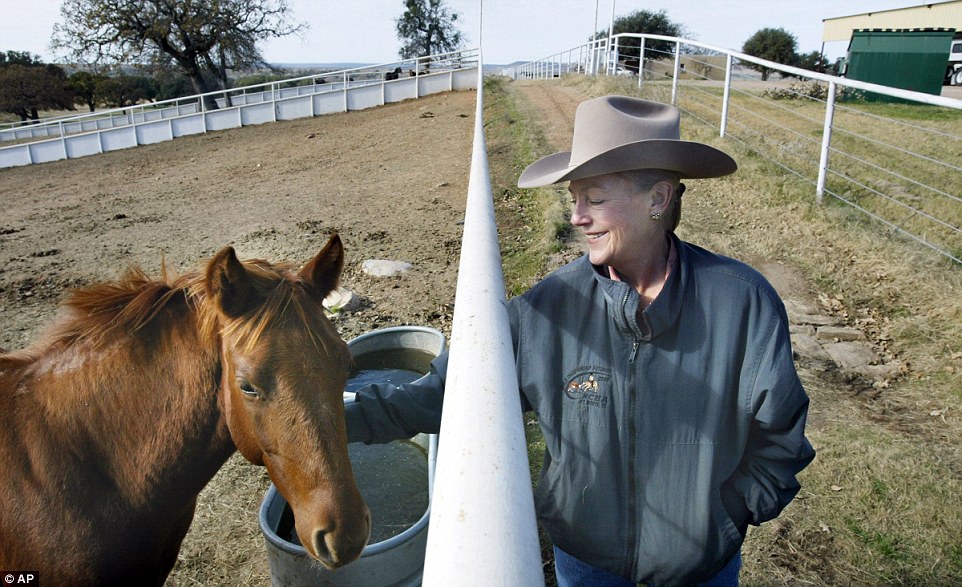 2c292f3300000578-3231114-image-a-73_1441996017673