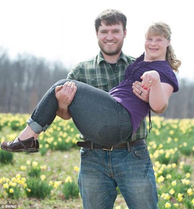 453d322000000578-4971488-image-m-98_1507754901862