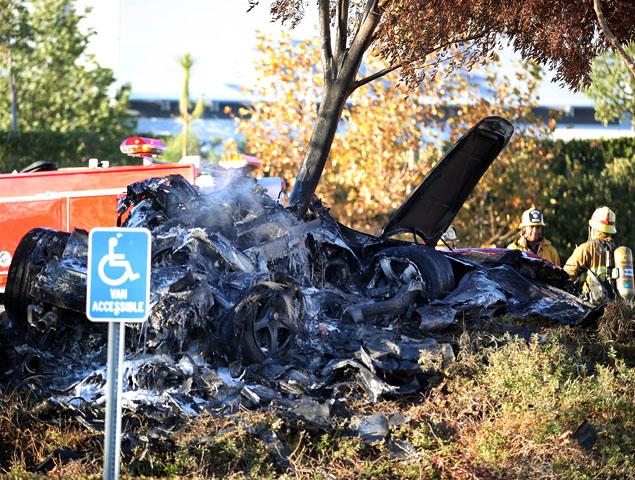 ポールウォーカーがポルシェで事故死 原因はスピードの出しすぎか Hachibachi