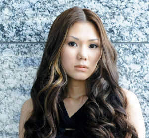 Image result for 金原ひとみ　