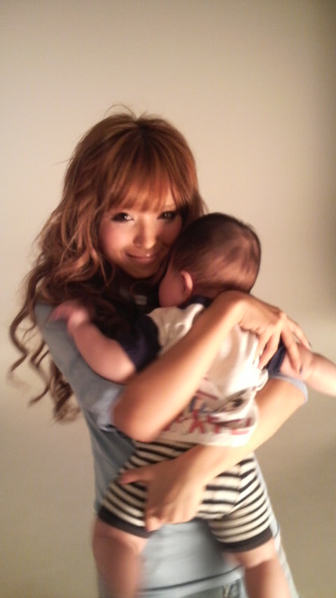 Image result for 益若つばさ 子供