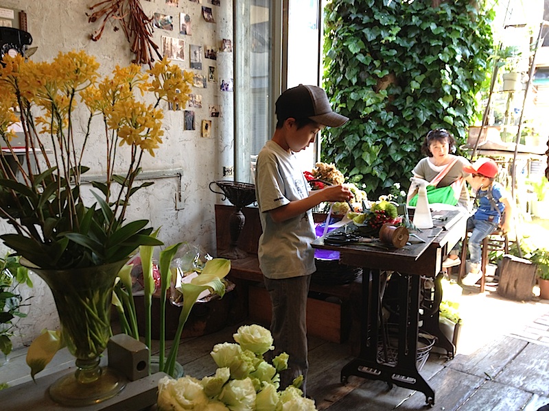 「花屋 少年」の画像検索結果