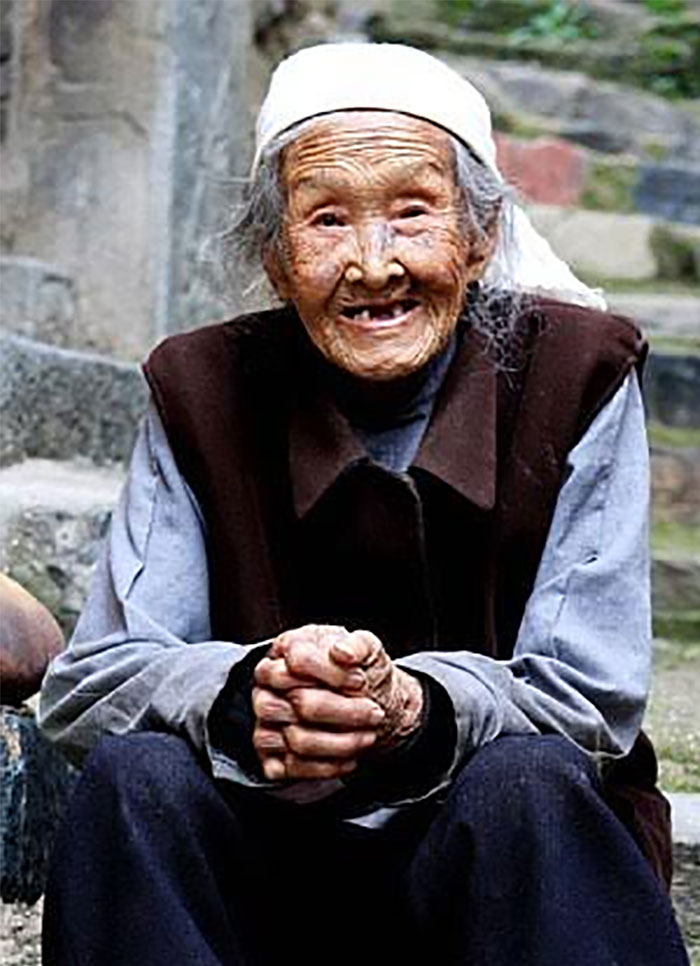 The Last Woman To Follow China's 1000-Year-Old Foot-Binding Tradition ...