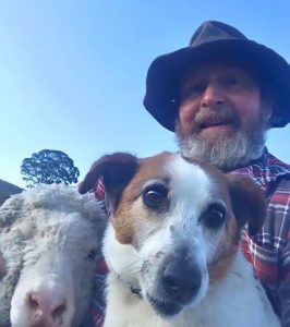 daughter-teacher-father-selfies-dogs-1-5a057aefe2dc6__700