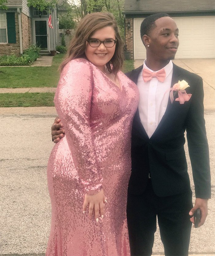 Boy Shouts His Love Loud And Clear When Someone Called His Girlfriend FAT girlfriend fat shamed prom responses tre booker 26 - Boy Shouts His Love Loud And Clear When Someone Called His Girlfriend FAT