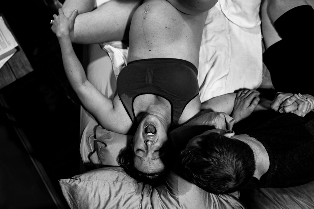 img_4384_the-art-of-unscripted_springfield-mo_birth-photographer_-documentary_storytelling_417_photographer