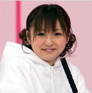 篠田麻里子がテレビから消えた キャバ嬢だったという過去の噂も Hachibachi