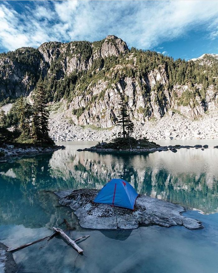 21569388_1665392793494113_3810243811028762624_n-5a08e0a6ad46e__700