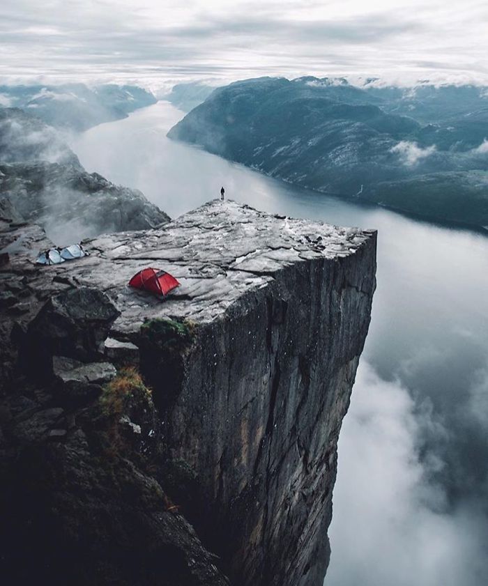 22280283_1357868650991944_1456869184729251840_n-5a08e0b5640d6__700