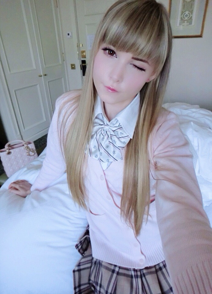 Instagram 'taytay_xx'