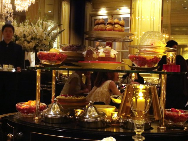 「クリスマス ジョエルロブション」の画像検索結果