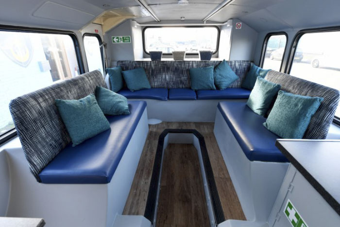 double-decker-bus-homeless-shelter-7