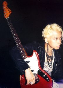 e4ca3b0fa9031477162e52027050a7a7-vamps-jul