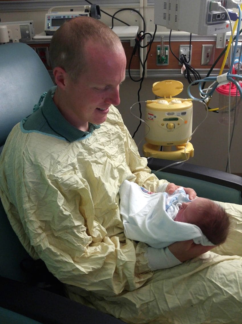 homeless-woman-approaches-cop-adopt-unborn-child-7