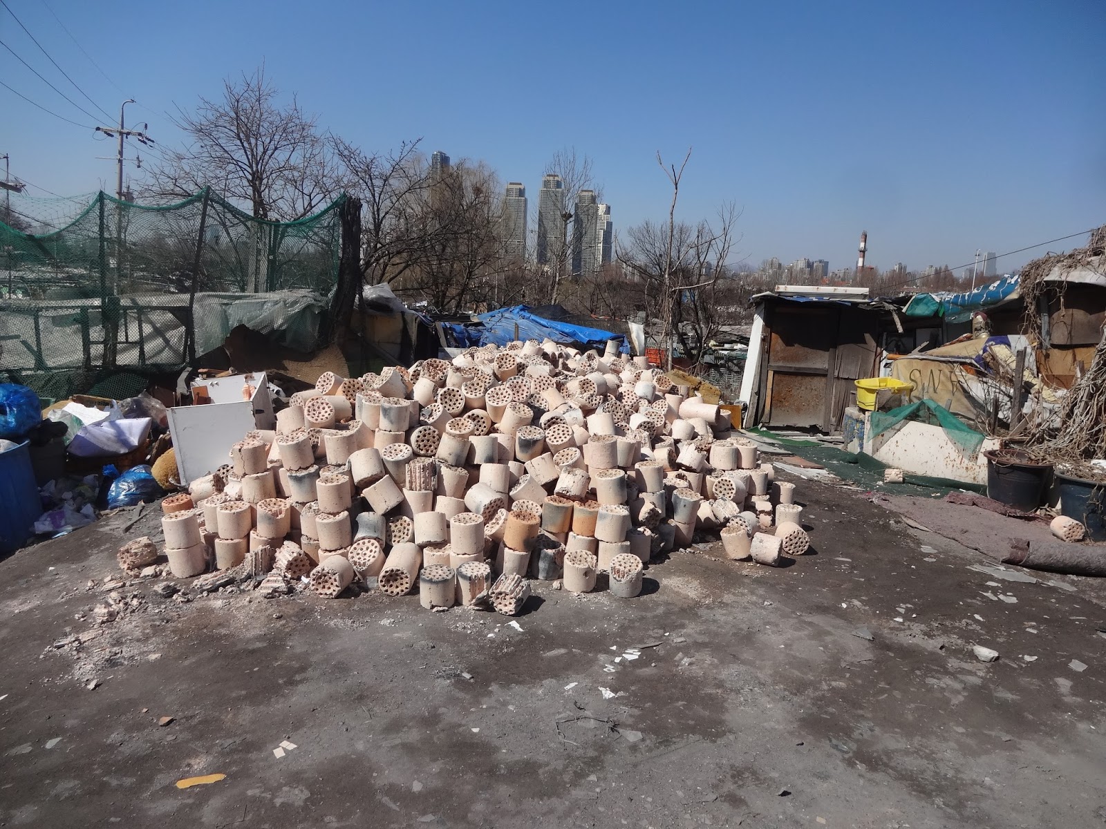 Image result for 練炭　処理