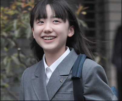 今年から中学生のあの人気子役 芦田愛菜の生みの親はどんな人 Hachibachi