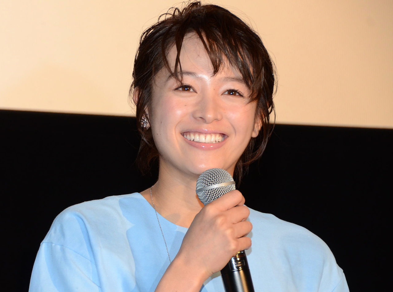 生田斗真　清野菜名에 대한 이미지 검색결과