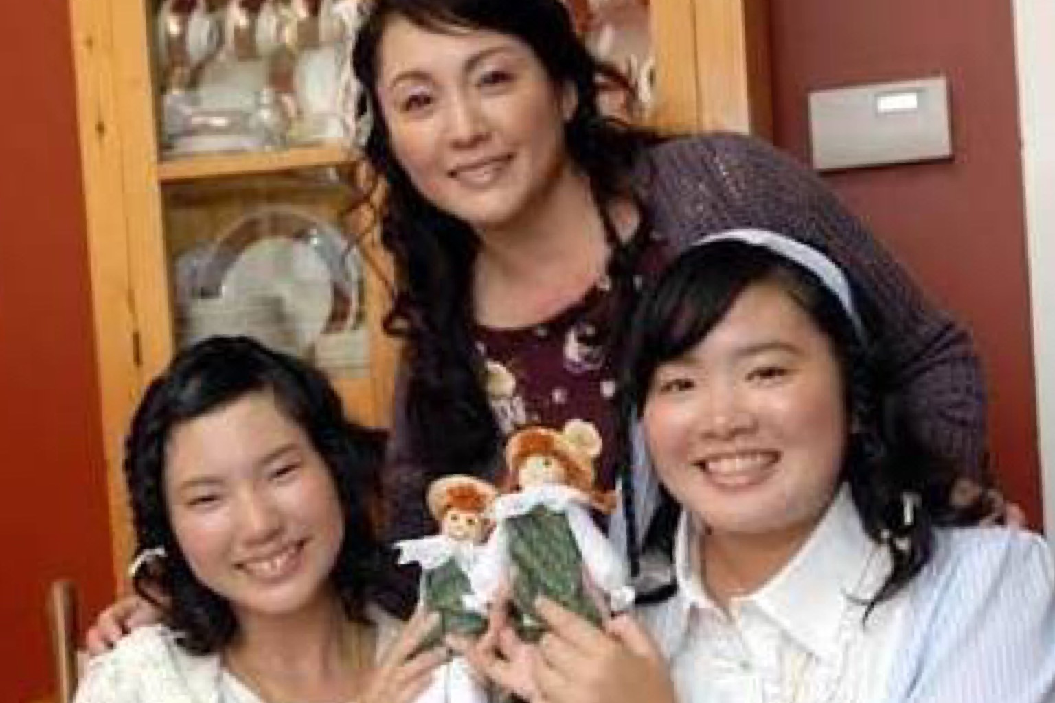 松坂慶子の旦那は誰 過去にテレビ出演した二人の娘 Hachibachi