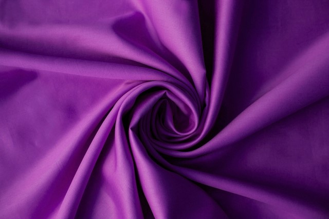 Image result for 恋愛 服の色 紫